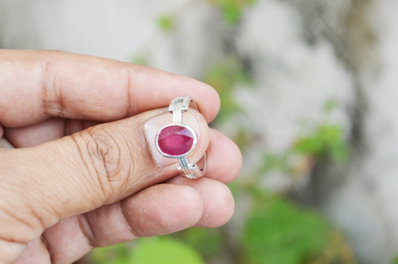 Diamond color gemstone 925 Silver Ring Oval Shaped Ruby 3.45 Carat Gemstone