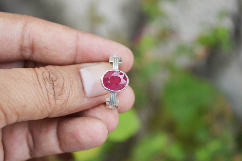 Diamond color gemstone 925 Silver Ring Oval Shaped Ruby 3.45 Carat Gemstone