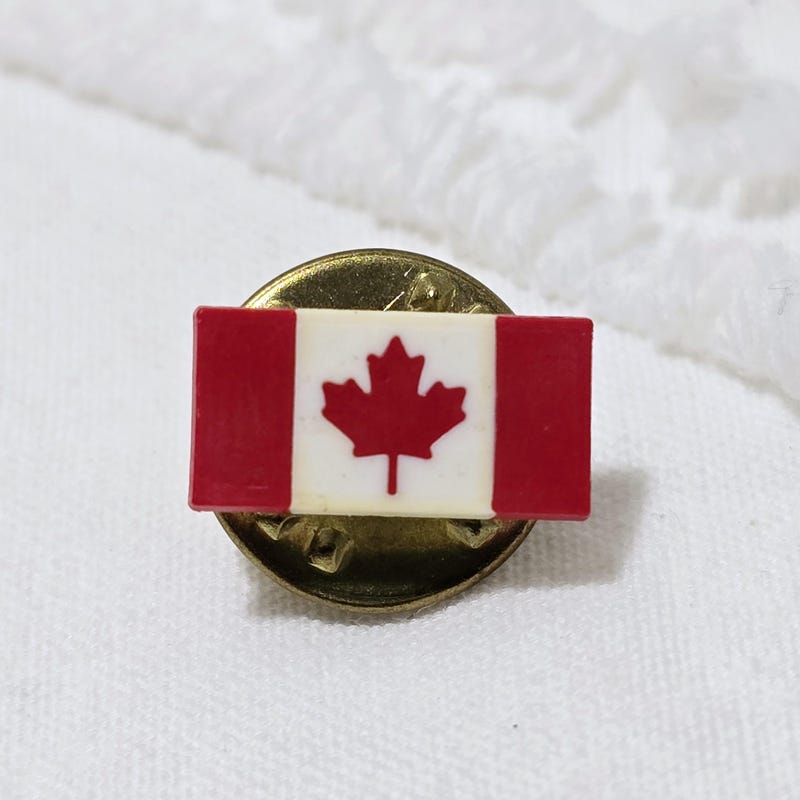 Canadian Lapel Pins - Etsy Canada