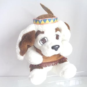 Vintage History Hound Soft Plush Toy Dog Red Indian Outfit 12 inch Chosun 1986