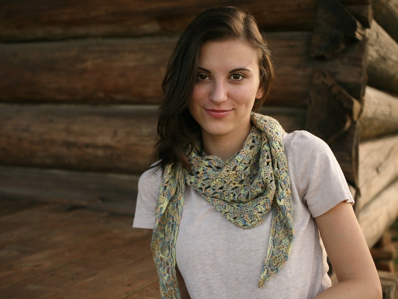 Teesdale Shawl Crochet Pattern by Rebecca Velasquez RV Designs, Narrow Triangle Lace image 6