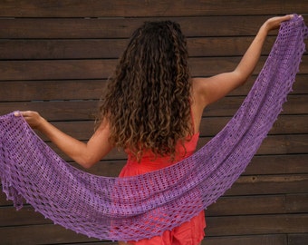 Gridlock Shawl Crochet Pattern, by Rebecca Velasquez – RV Designs, Easy lace, long crescent