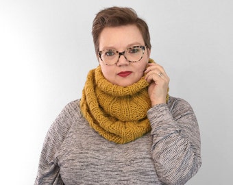 Splitter Cowl beginner knit easy pattern, oversize infinity scarf