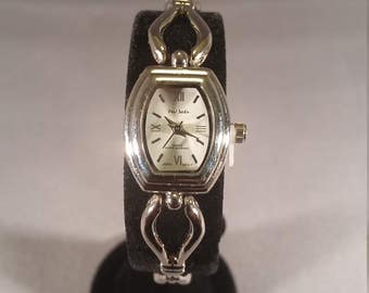 SILVER LADIES WATCH