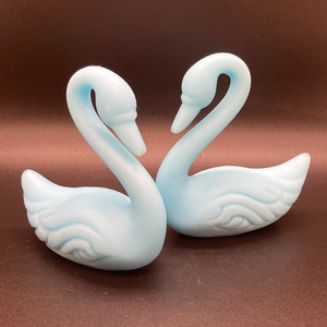SINGLE Vintage Fenton Blue Satin Swan Figurine Paperweight
