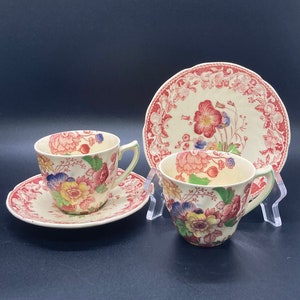 Pair of Vintage Royal Doulton Pomeroy Tea Cups and Saucers