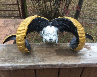 Taxidermy Awesome Painted RAM SHEEP Full SKULL Big Horns Cabin