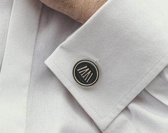 Valencia Cufflink - Shiny Silver + Black