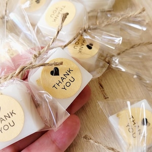 10-60 pezzi Mini saponi di farina d'avena fatti a mano Bomboniere di ringraziamento Mini saponette Bomboniere per la doccia nuziale Set di saponi naturali per matrimoni