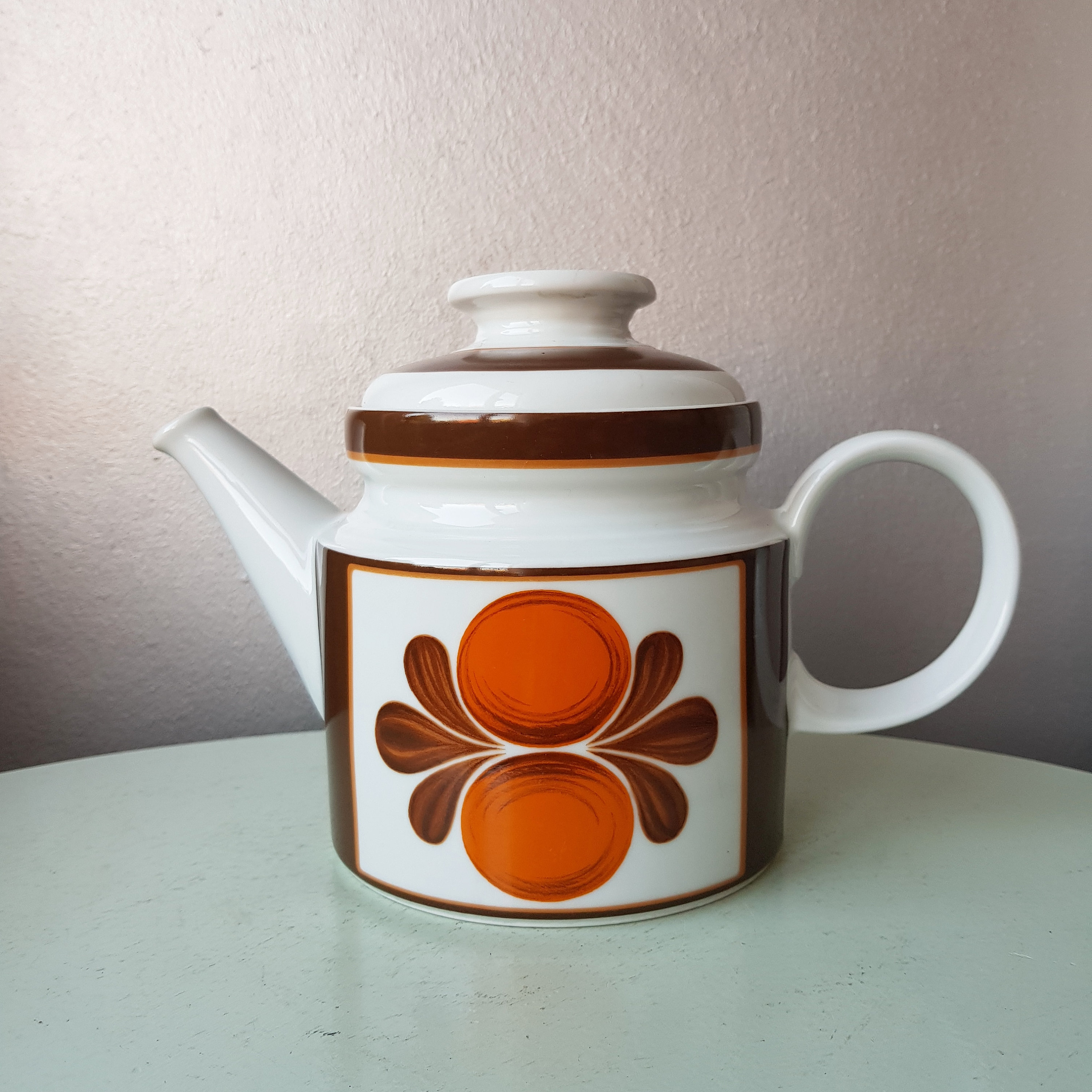 1970S Porcelaine Théière Nb Forme Und Design Exclusifv