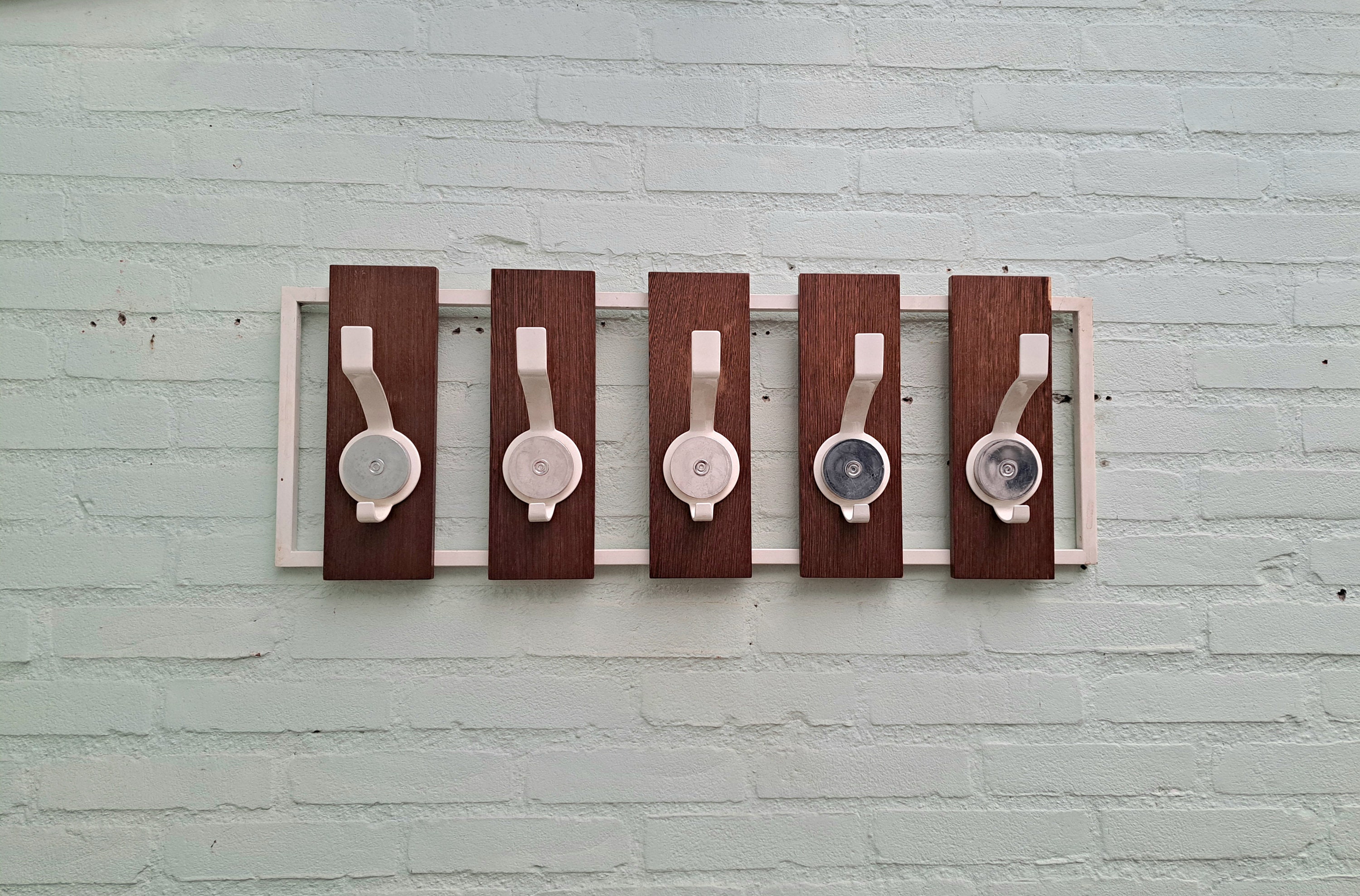 Very nice vintage wall coat rack, 1970s