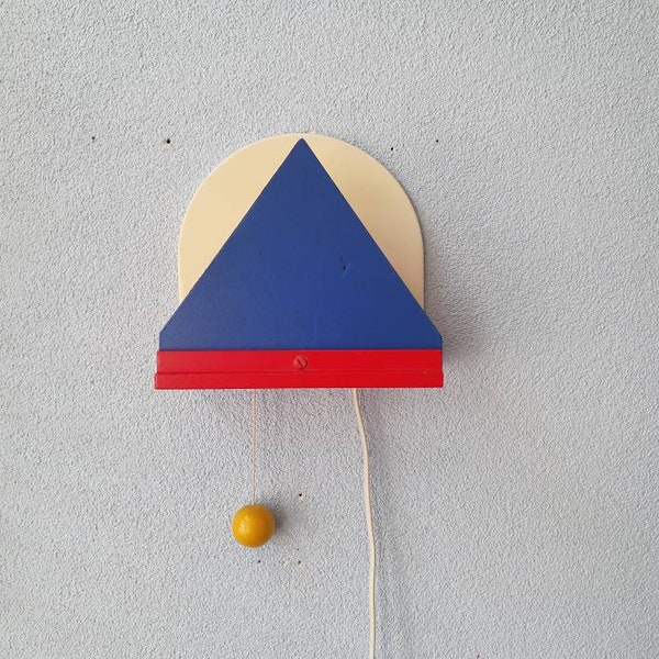 Vintage Ikea Design Wall lamp years 80 in Memphis Style. (Ettore Sottsass)