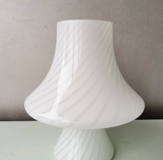 White Murano Mushroom Table Lamp Gambaro E Poggi for Vetri 70s