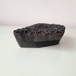 Bellissimo timbro batik in legno antico