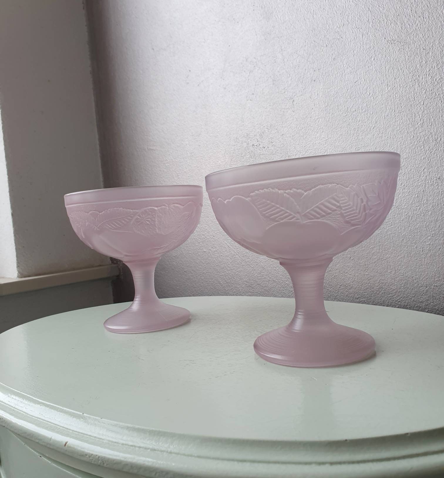 Vintage Set de 2 Verres Sundaes, Opale France Années 80, Rose Pastel