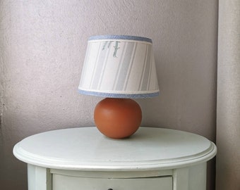 Vintage ceramic table lamp with fabric hood, 80s