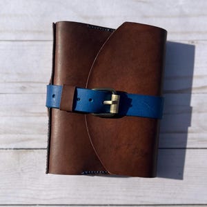 TriFold Leather Travelers Notebook with Belt Closure, Wrap Around Refillable Planner Cover,  Brown Veg-Tan Customizable Leather Journal