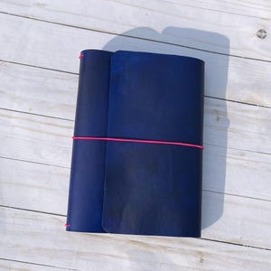 Trifold Leather Travelers Notebook, Wrap Around Refillable Planner Cover, Navy Blue Veg-Tan Customizable Leather Journal, All Sizes