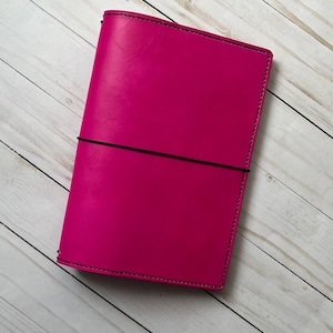 Fuchsia Leather Travelers Notebook Journal, Refillable Leather Planner Cover, Customizable, Handmade Leather Cover, TN All Sizes, Hot Pink