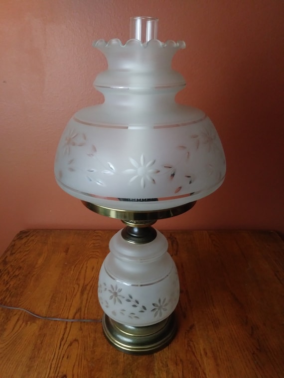 Vintage Quoizel 3 Way Double Globe Filigree Hurricane Lamp