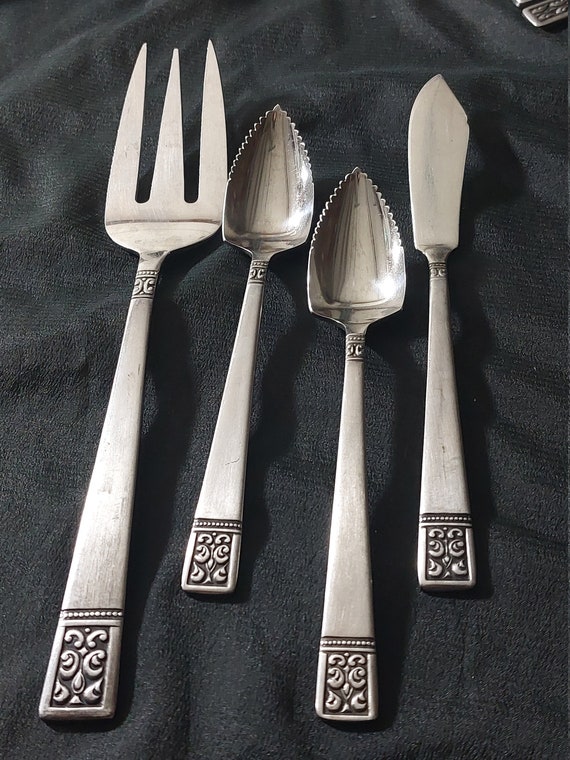 Sterling silver place shop settings for sale