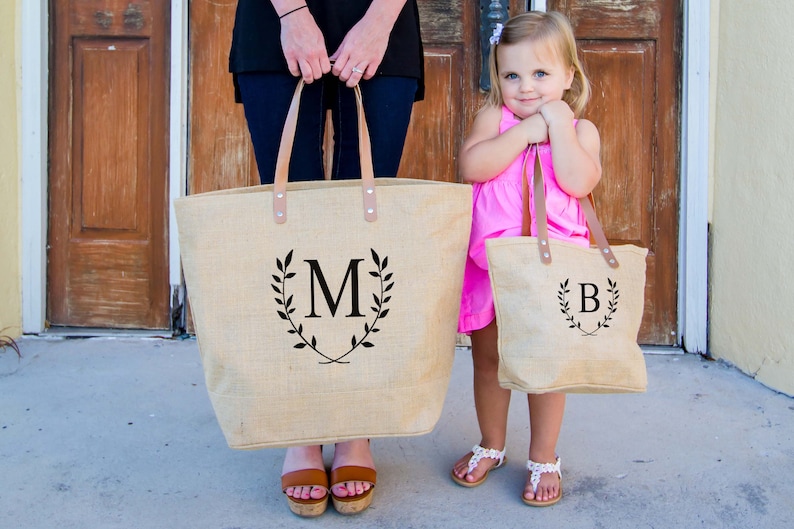 Unique Gifts Monogram Tote Bag Bridesmaid Gifts Weekender Bag Women Totes Mother Day Gift for Her High School Graduation Gift Beach Bag image 6