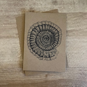 Vintage fossile Karte, selbstgemacht und Personalisierung verfügbar. Erhältlich auf recycelter und entkernter Karte.