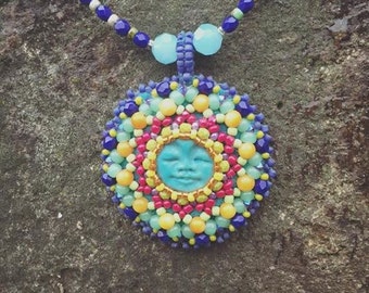 Morning sun - bead embroidered necklce