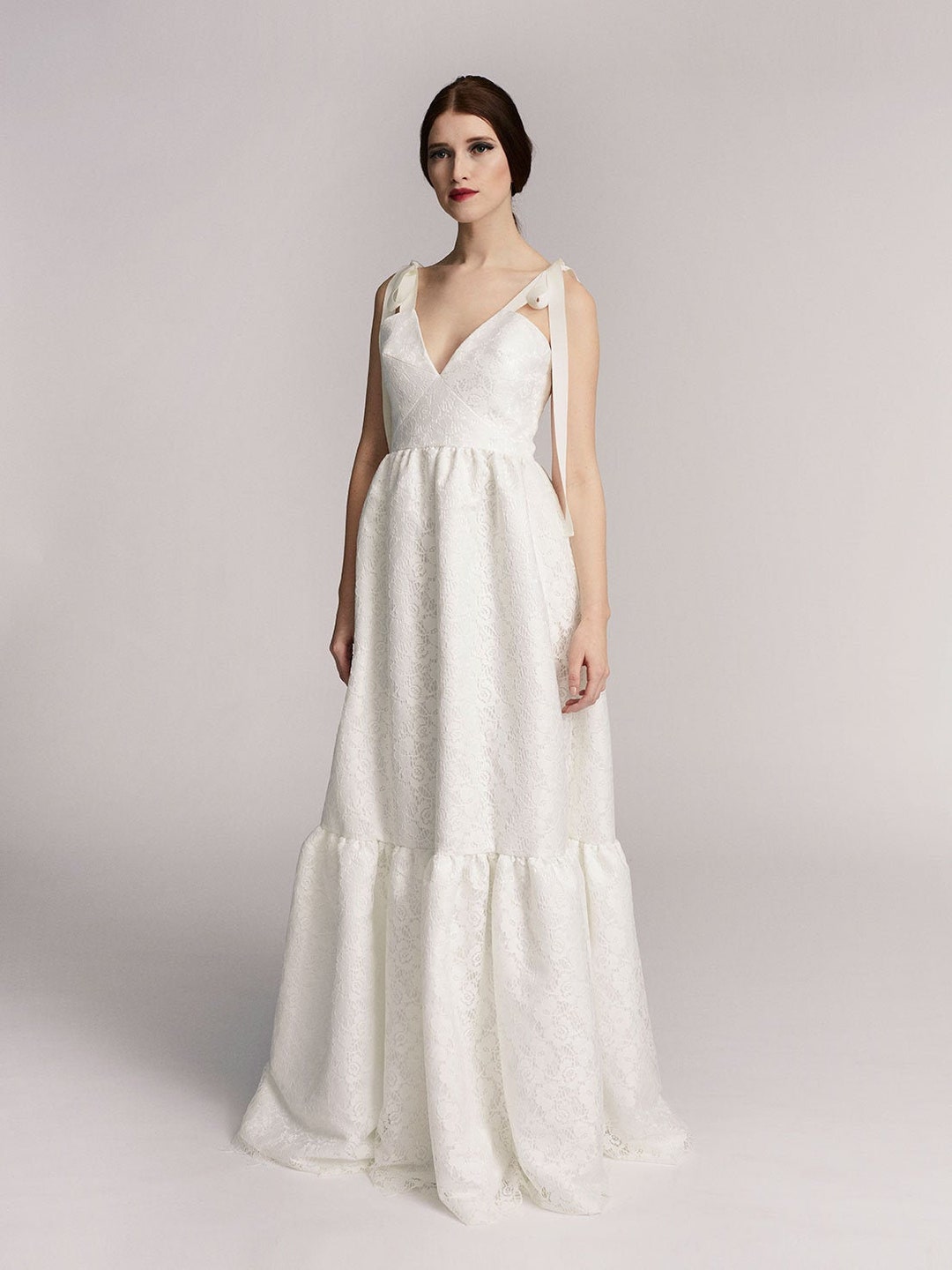 Sample Sale Size S Viola Wedding Dress Offwhite Shoulder Etsy