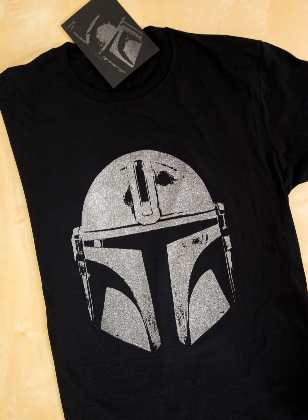 the-mandalorian-starwars-beskar-helmet-silver-glitter-etsy