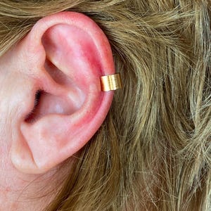 Pendiente cartílago acero inoxidable hombre, mujer manguito de oreja, no perforado, celta regalo novio, joyería gótica España huggie