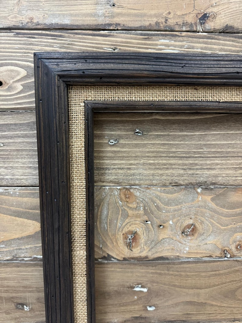 32" to 75" Inch TV frame for Samsung The Frame TV and Frame Pro TV models, Rustic Dark Wood with Burlap, does not work for other TVs. zdjęcie 6