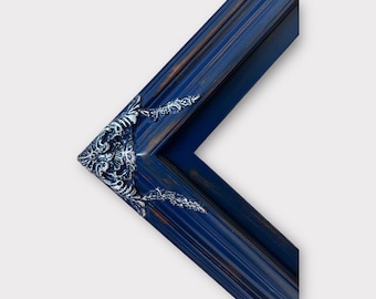 Cadre en bois orné classique, DISTRESSED BLUE avec des accents de feuilles d'ARGENT, cadre en toile personnalisé, cadre portrait, cadre photo, peint à la main,
