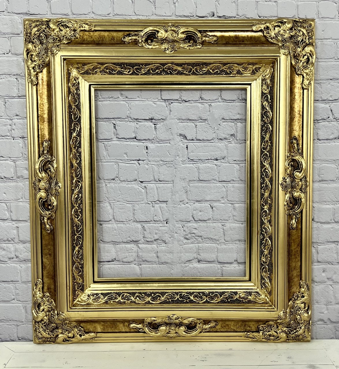 Photography oil painting frame gold leaf custom made frame antique gold