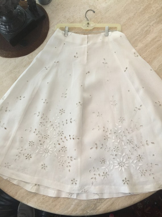 Vintage Cotton Eyelet Skirt - image 8