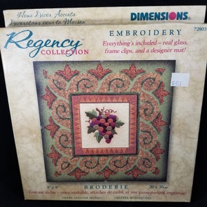 Dimensions Regency Collection Embroidry Kit &quot;Grape Cluster Mosiac&quot; 8x8 inches