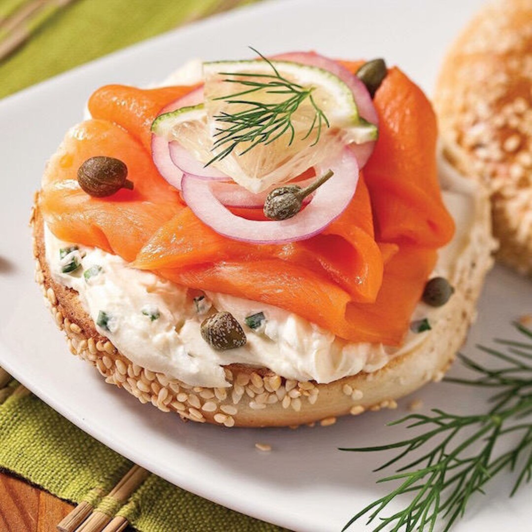 Great Combo Pack 24 Fresh NY Bagels Shipped Nationwide 6 Sesame Seed 6
