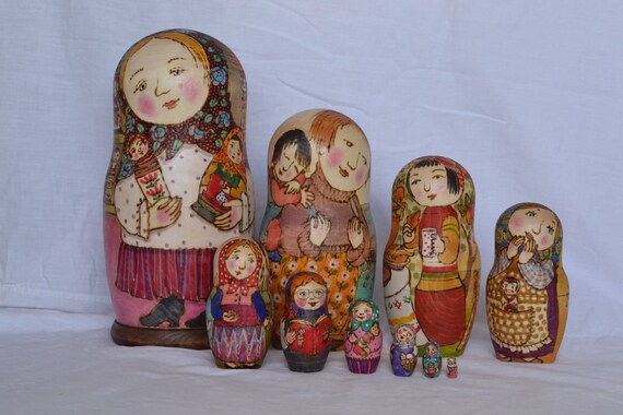 kokeshi nesting dolls