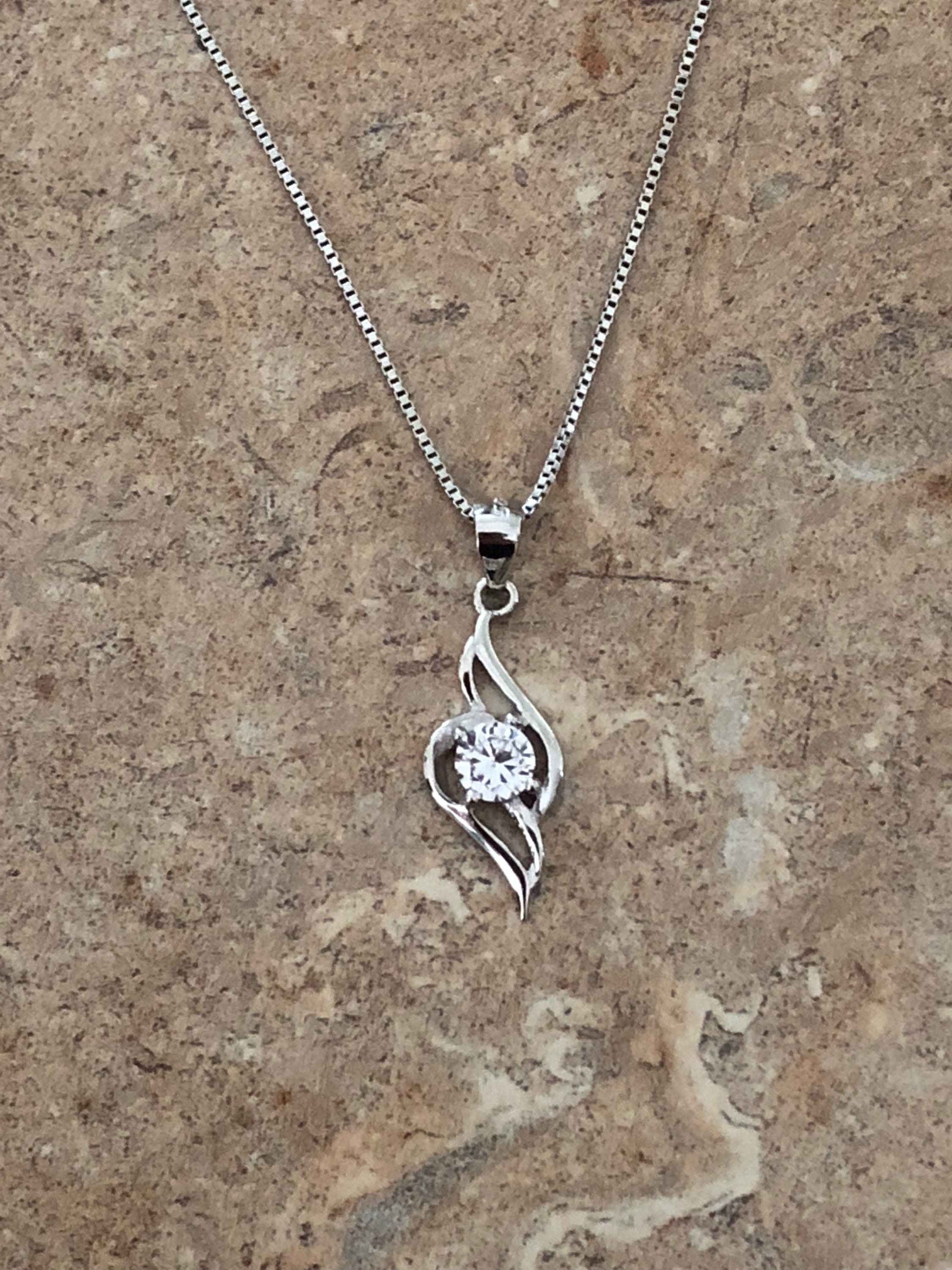 S13 Drei Darts Anhänger 925 Sterling Silber - Handgefertigte Halskette 50,8cm Mit Geschenkbox