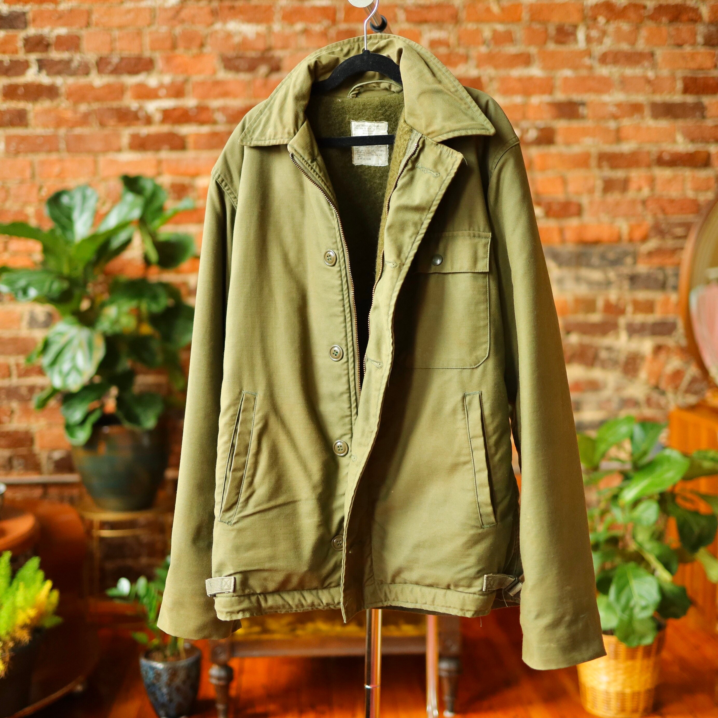 US Navy Vintage 80s A2 Deck Jacket Cold Weather Permeable ~ Fleece Lined ~  Olive Green ~ Military Stencil On Back ~ Clark