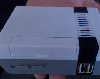 Raspberry pi 5 Mini nes case also fits pi 3