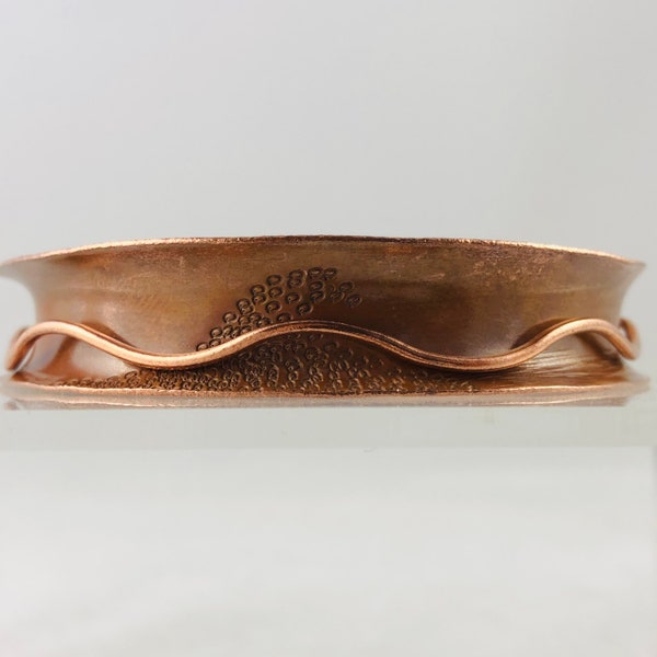 Ocean Wave Copper Bangle, Chunky Anticlastic Copper Spinner Bangle with Wave Design, Rustic Ocean Bangle with Wave Spinner