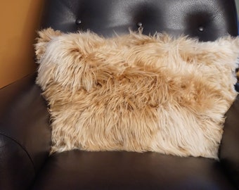 16 x 24 Suri Alpaca Fur Pillow in Beige