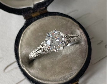 Edwardian Platinum and Diamond Ring