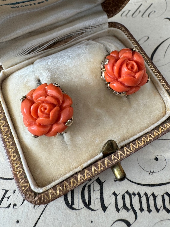 Vintage 14K Carved Coral Flower Earrings