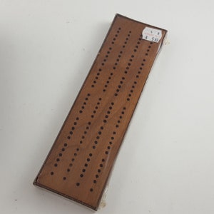 Vintage Travel Size Wood Cribbage Board - Made by Pacific Game in the USA -  #702  -  Brand New and Sealed!