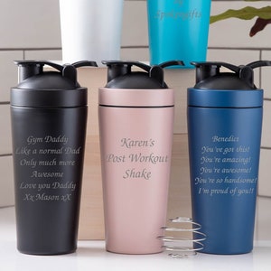 Botella mezcladora de proteínas personalizada con cualquier mensaje, ideas de regalo para amantes del gimnasio, entrenamiento, agua, incluye bola mezcladora de metal para mezclar