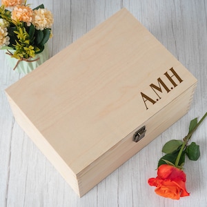 Personalised Initials Large Wooden Memory Box Gifts Ideas For Boys Girls Newborn Babies Keepsake Memories Unique Mum