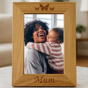 Engraved Mum Wooden Photo Frame 4x6 5x7 Gifts Ideas & For Mother&#39;s Day Birthday Celebration Baby Christmas Mummy Butterfly