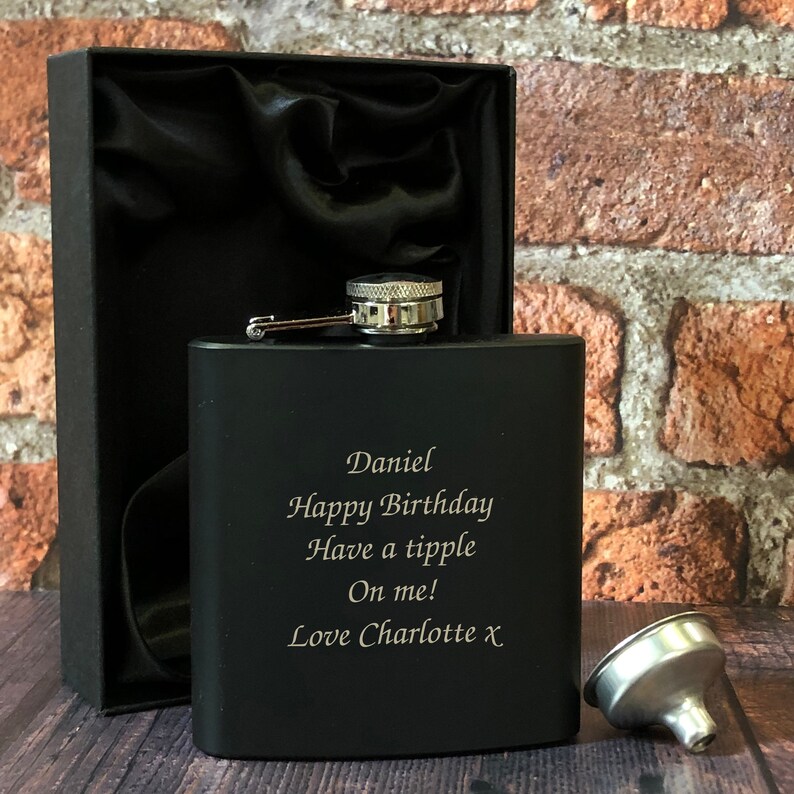 Personalised 6oz Black Hip Flask Gifts Ideas Presents For Birthday Message Christmas Mothers Fathers Day Him Her Mens Women/'s Wedding